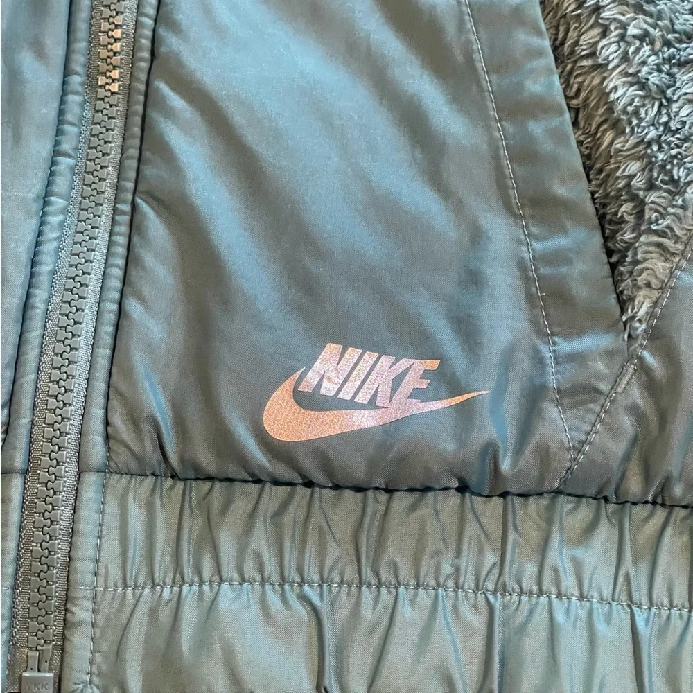 nike‎ jacket kids size small green NWOT